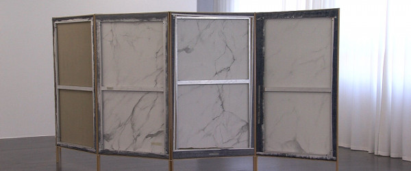 Falscher Marmor und glühende Sterne (Quelle: RIK)