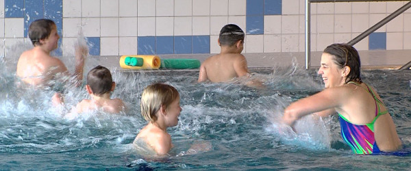 Sportkreis Reutlingen organisiert Anfängerschwimmkurs (Quelle: RIK)
